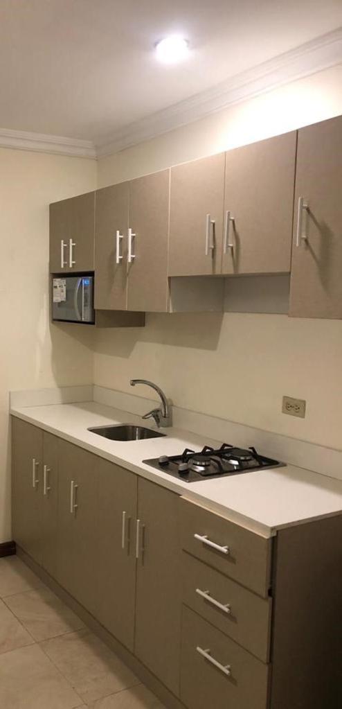 Doral Suite ¡Cerca Del Aeropuerto! Guayaquil Eksteriør billede